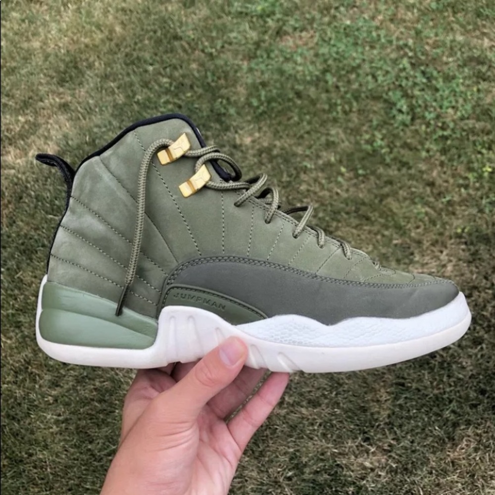 Boys Olive Cp3 Jordan 12s Size 7 Preowned With Box